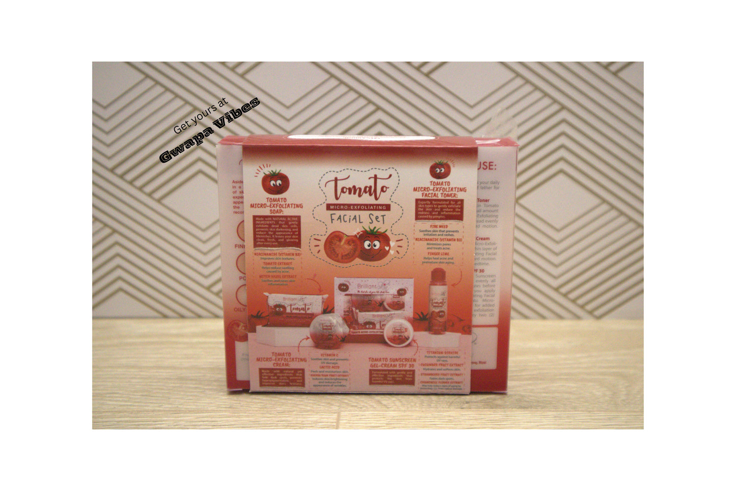 Brilliant Skin Tomato Exfoliating Facial Set
